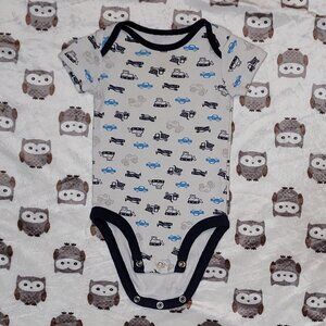 ❄️ 0-3m | Short Sleeved Bodysuit/Onesie